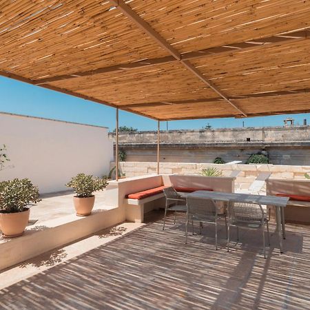 Lotus Apartment & Rooftop By Residence Colibri Lecce Ngoại thất bức ảnh